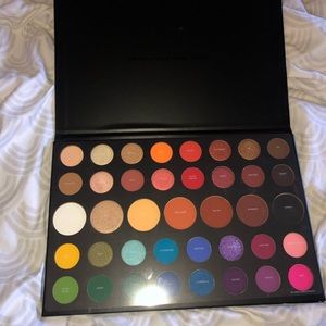 James Charles Morphe Palette